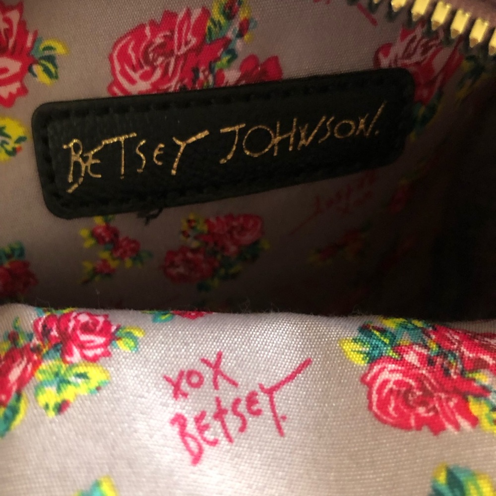 Betsey Johnson Mini Dog Backpack - Picture 2 of 10